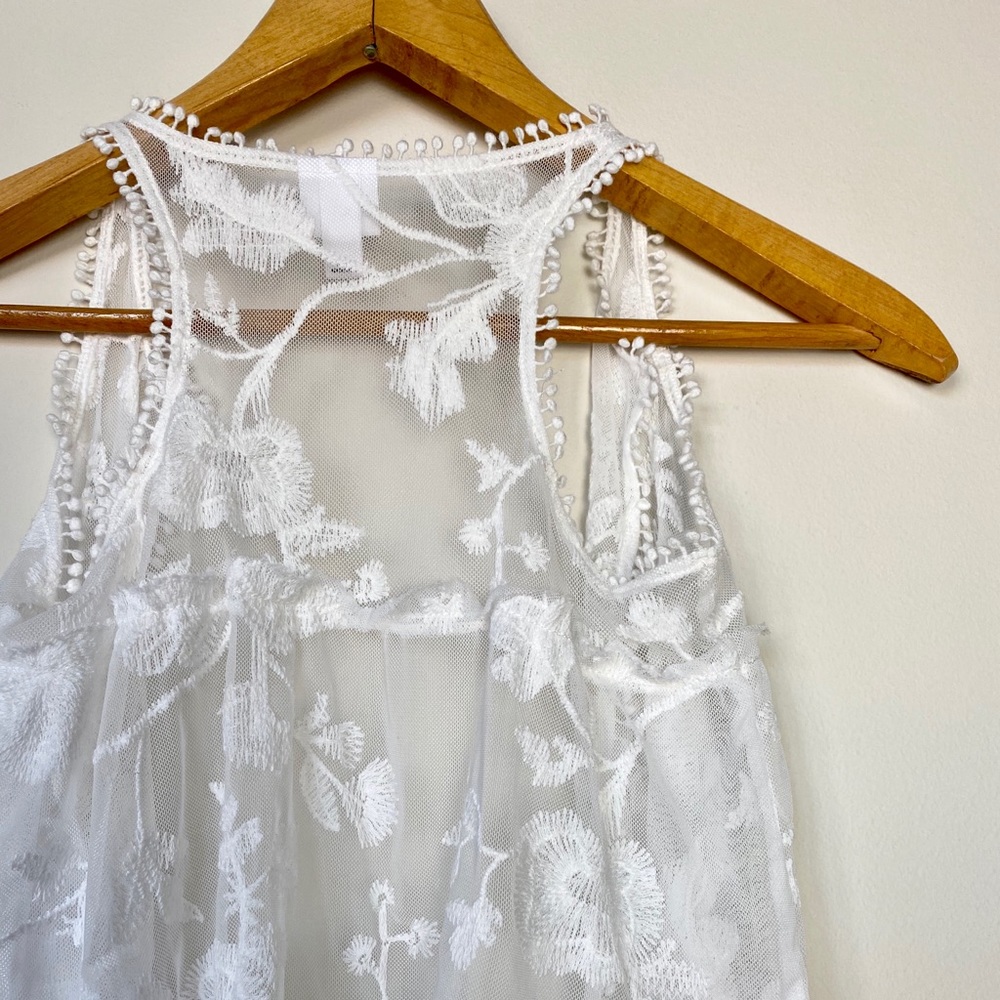 White Boho Lace Vest Size XS